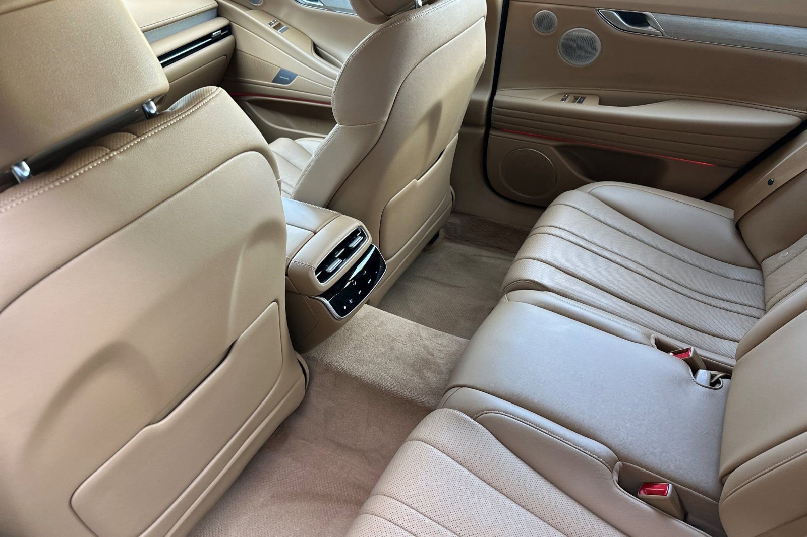 Used 2026 Genesis G80 2.5T Advanced AWD/4WD image 15