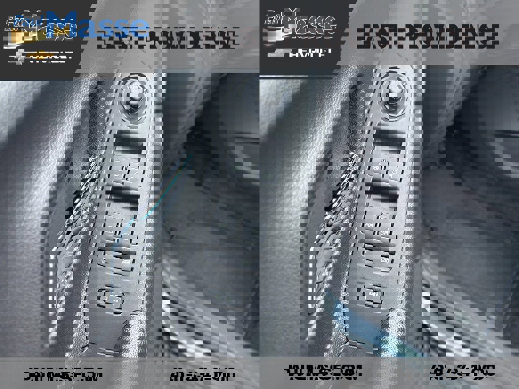 Certified 2022 Chevrolet Trax LT w/ LT Convenience Package image 9