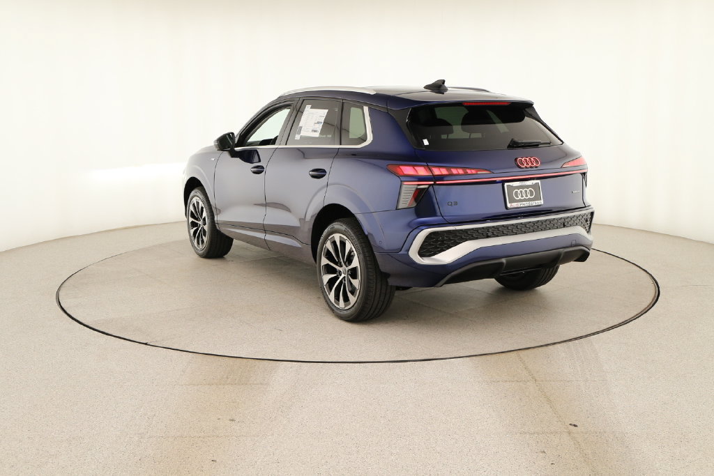 New 2026 Audi Q3 quattro 2.0T AWD/4WD image 3