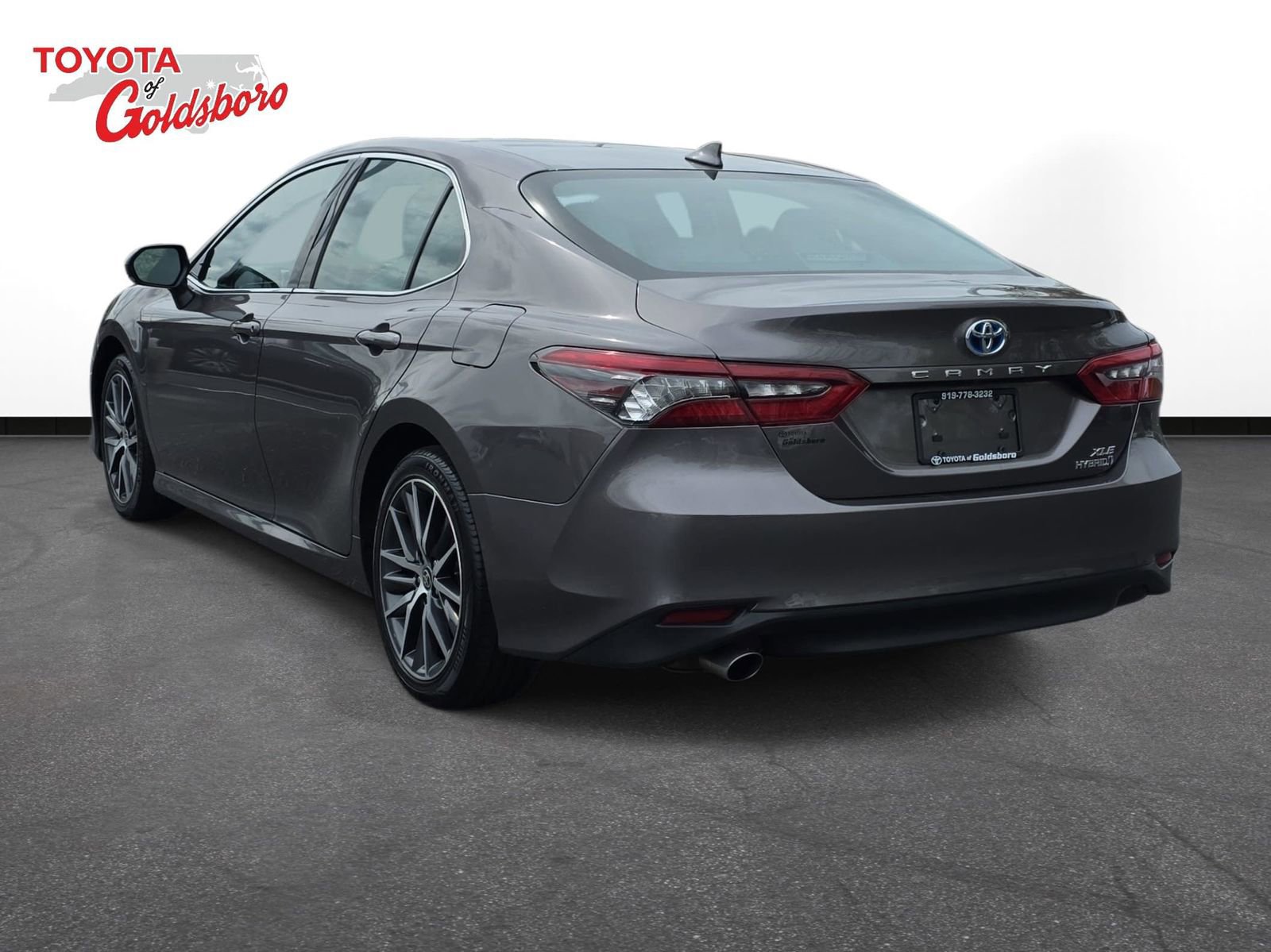Used 2024 Toyota Camry XLE image 7