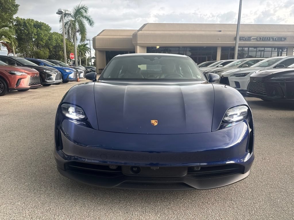 Used 2024 Porsche Taycan RWD image 9
