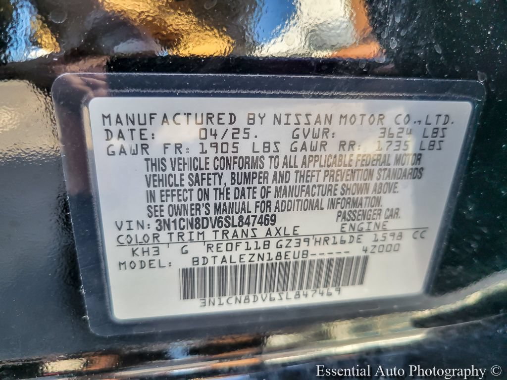 Used 2025 Nissan Versa S w/ Trunk Package FWD image 23