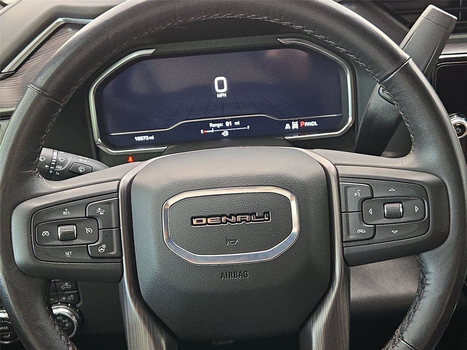 Used 2025 GMC Sierra 2500 Denali Ultimate AWD/4WD image 17