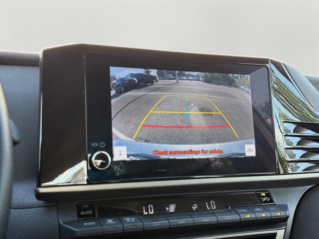 Used 2025 Toyota Camry LE FWD image 26