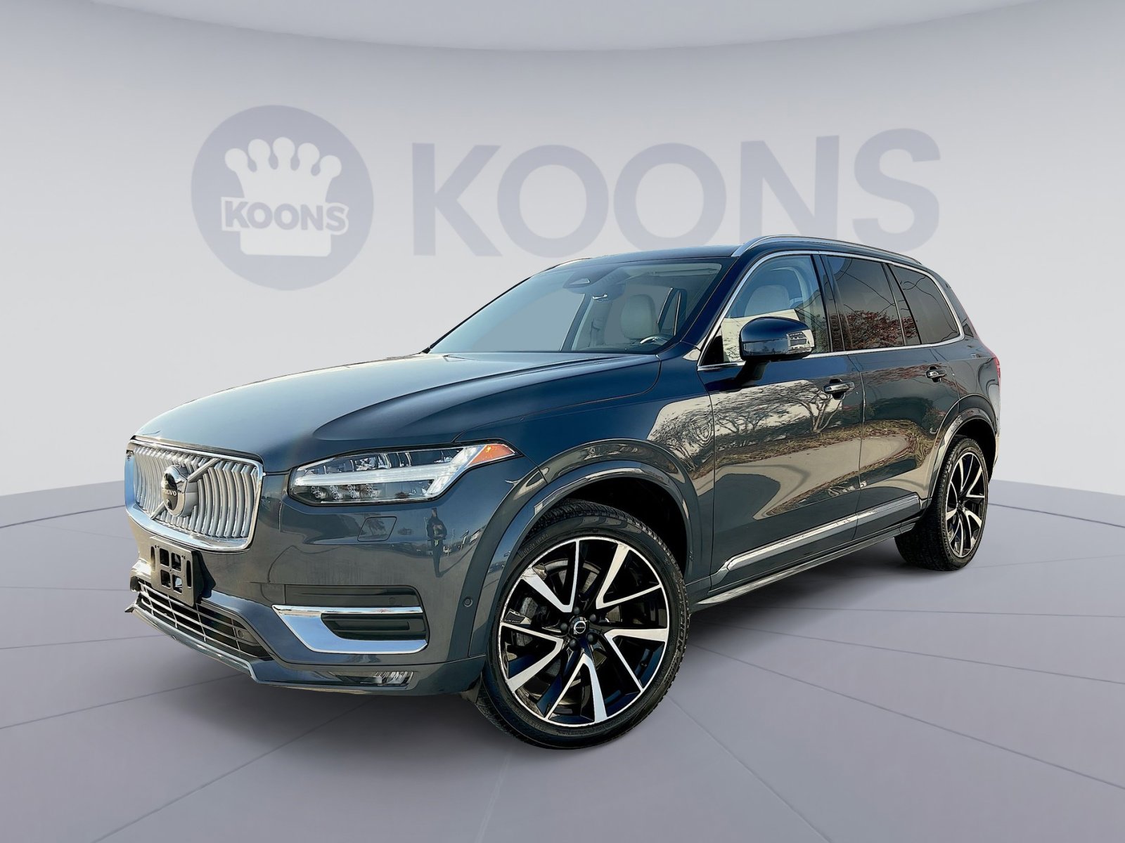 Used 2023 Volvo XC90 B6 Plus w/ Protection Package Premier image 1