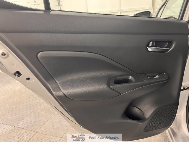 Used 2025 Nissan Versa SV FWD image 33