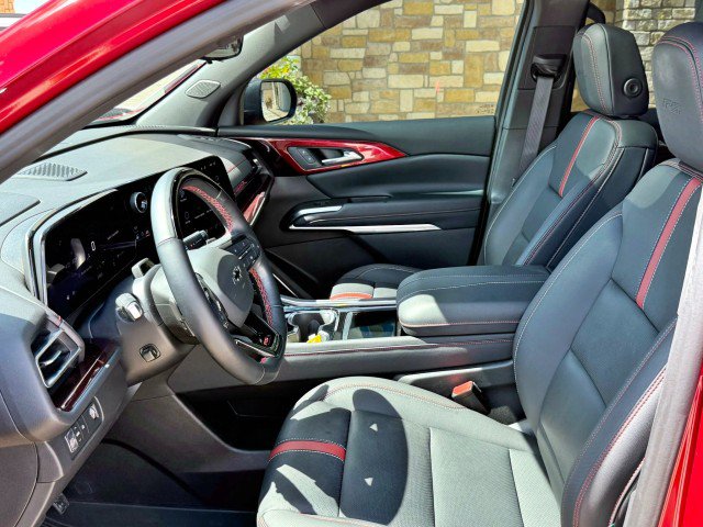 Certified 2024 Chevrolet Traverse RS FWD image 13