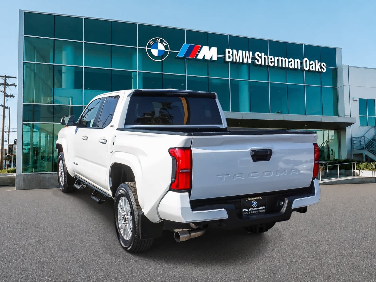 Used 2026 Toyota Tacoma SR5 RWD image 6
