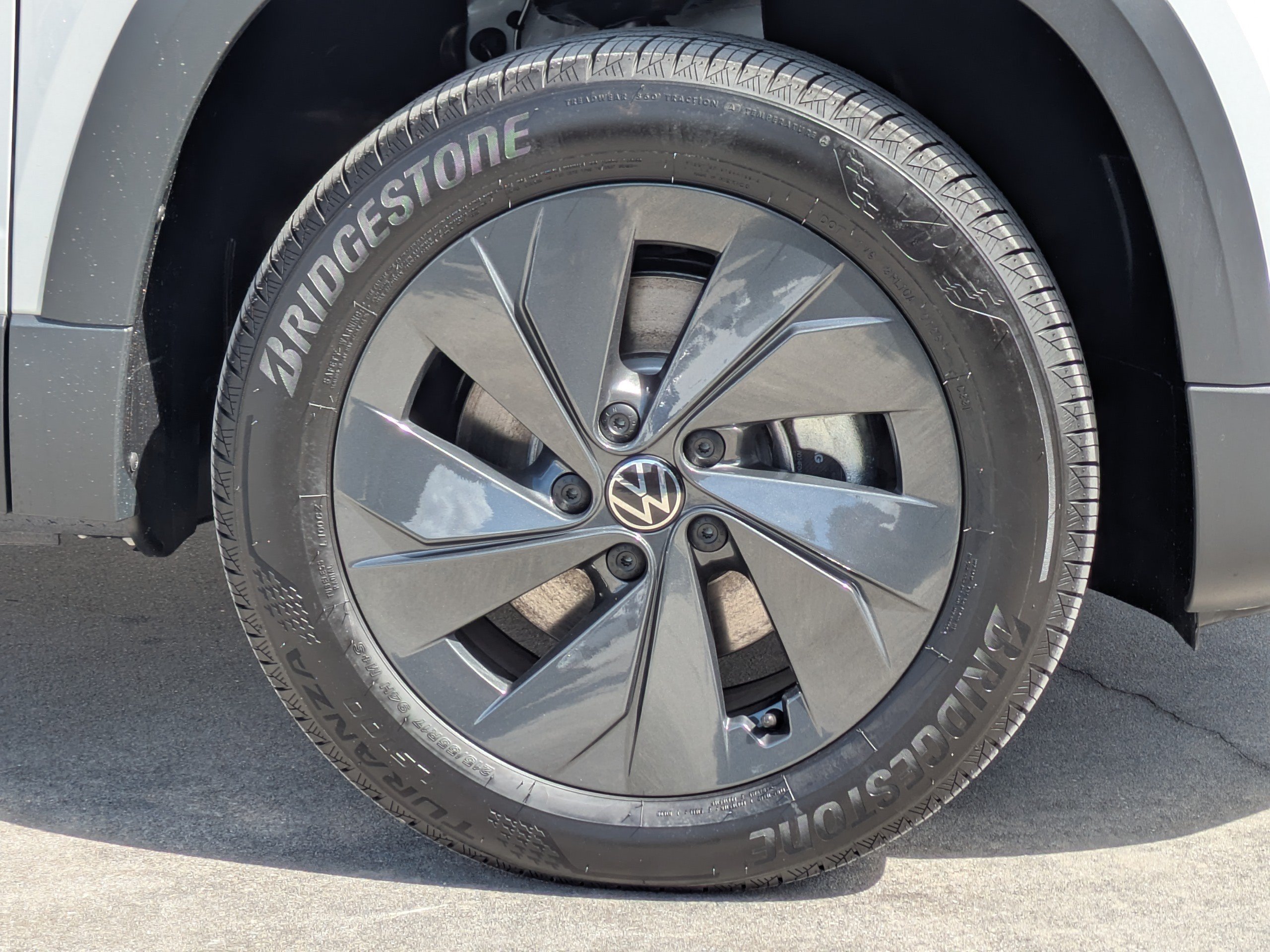 New 2026 Volkswagen Taos S FWD image 11