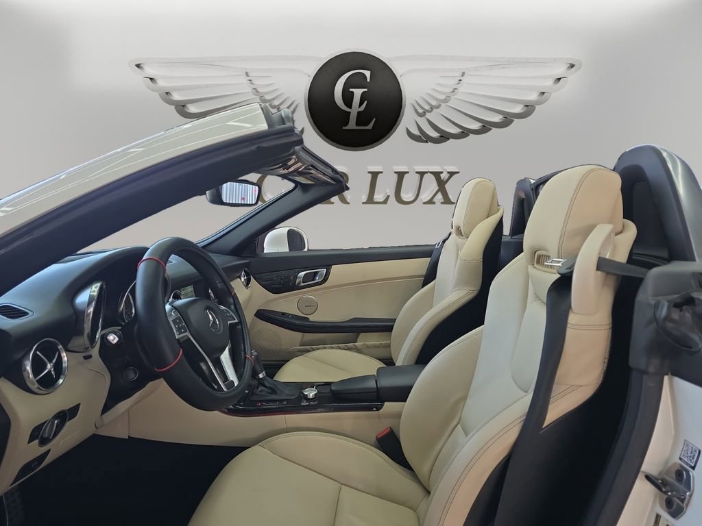 Used 2013 Mercedes-Benz SLK 250 image 25