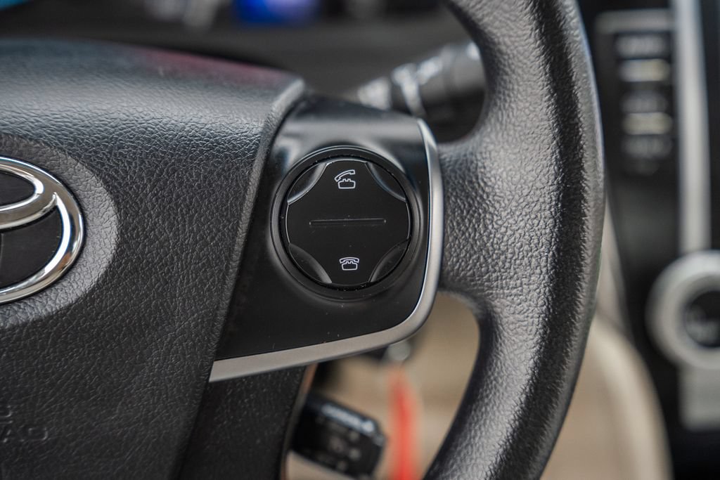 Used 2012 Toyota Camry LE FWD image 23