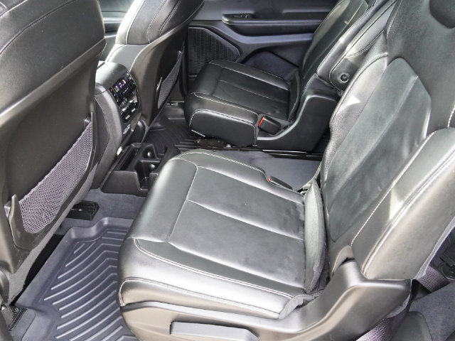 Used 2023 Jeep Grand Cherokee L Limited RWD image 22