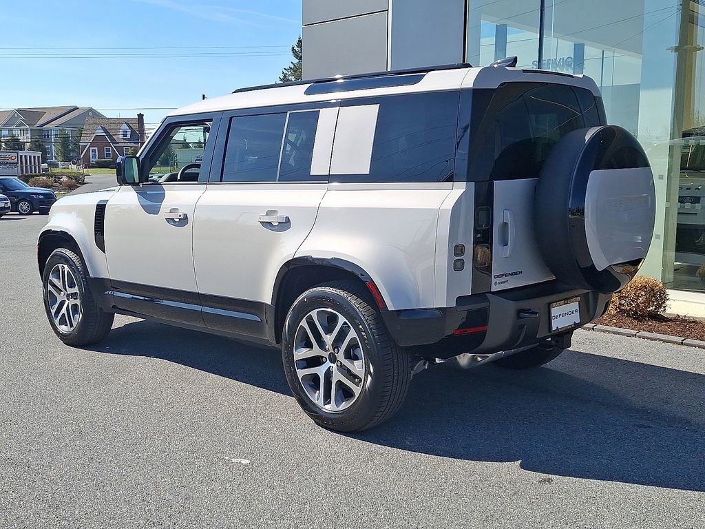 New 2026 Land Rover Defender 110 X-Dynamic SE AWD/4WD image 4