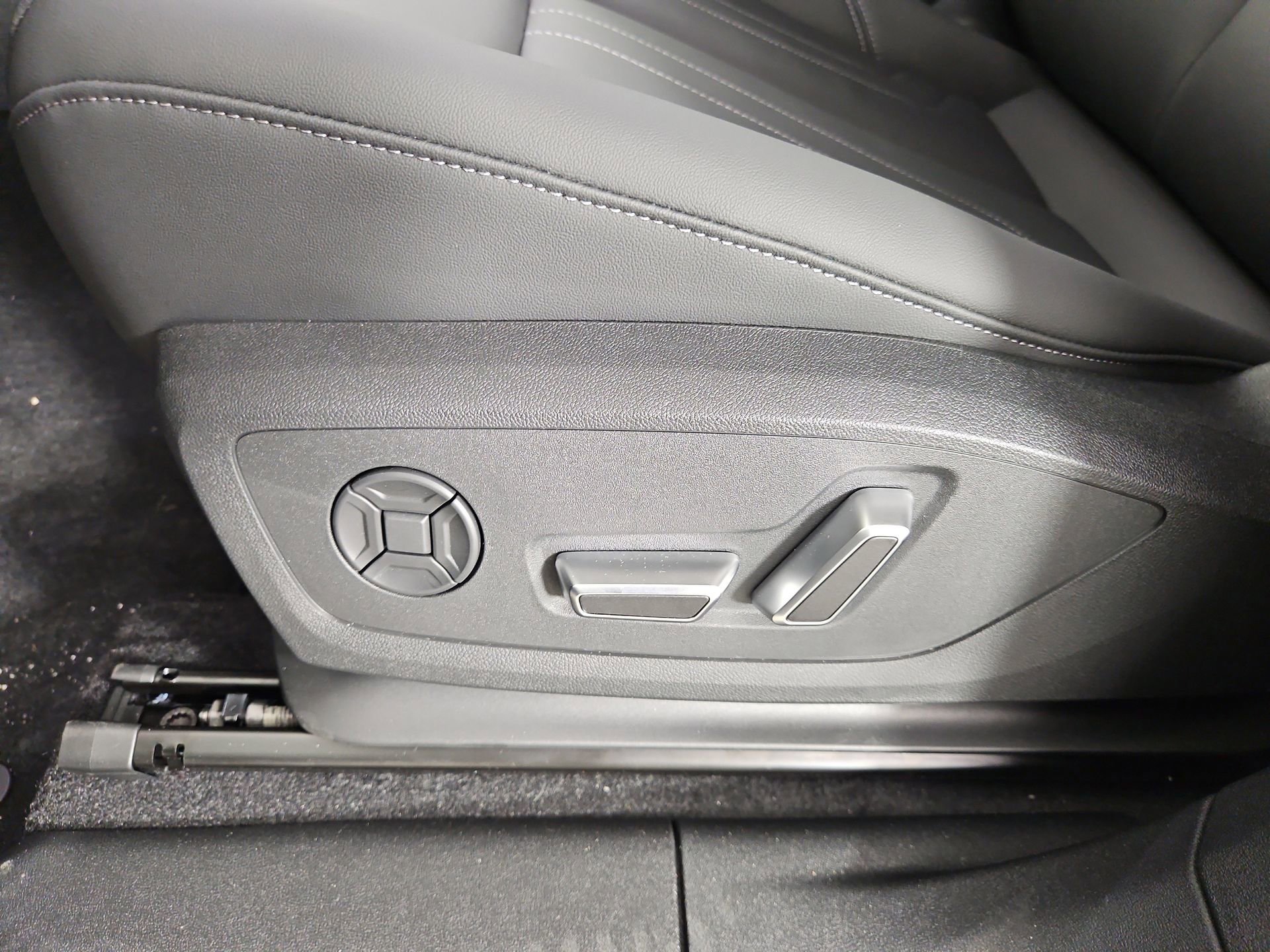 New 2026 Audi Q3 quattro 2.0T image 17