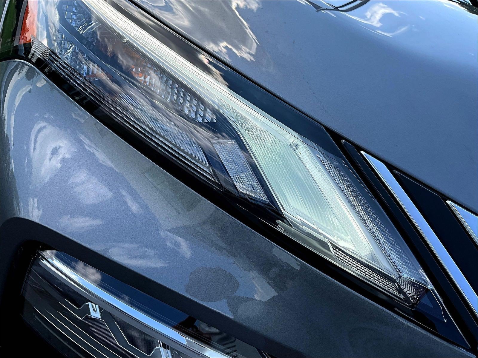 Certified 2023 Nissan Rogue SV AWD/4WD image 34