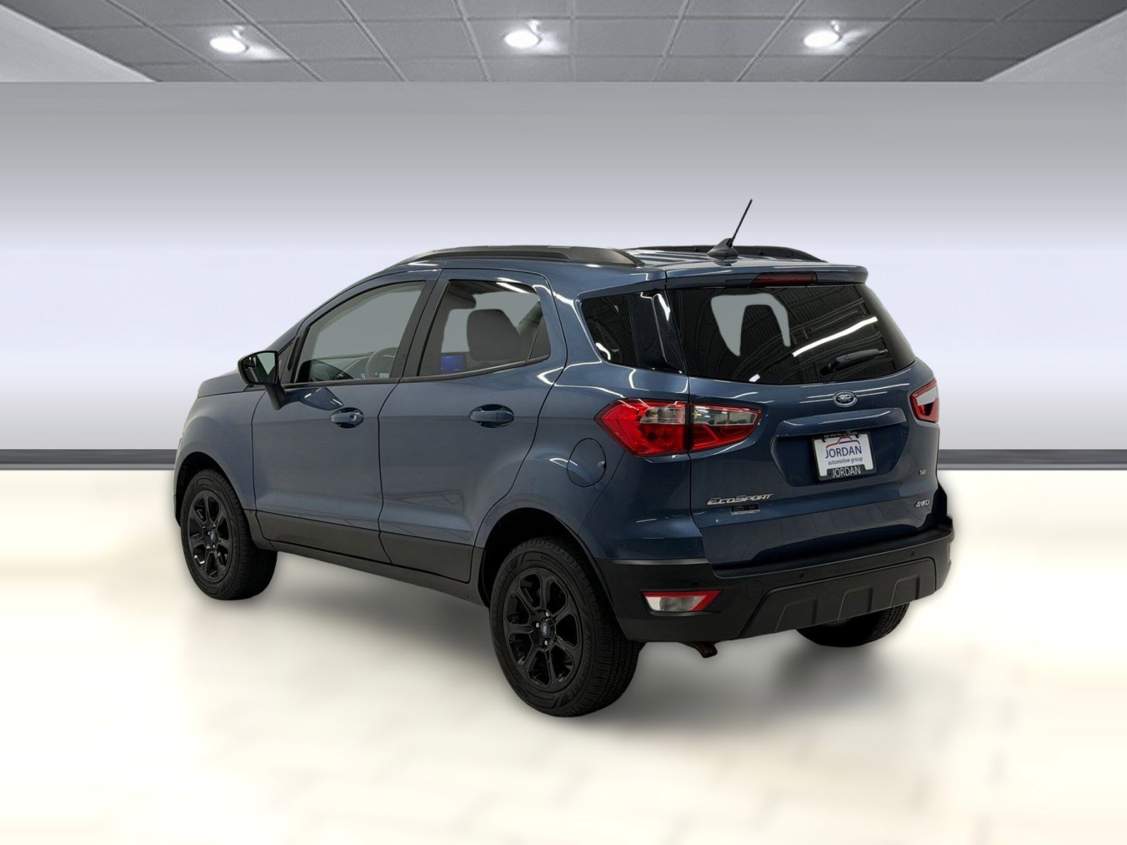 Used 2021 Ford EcoSport SE image 2