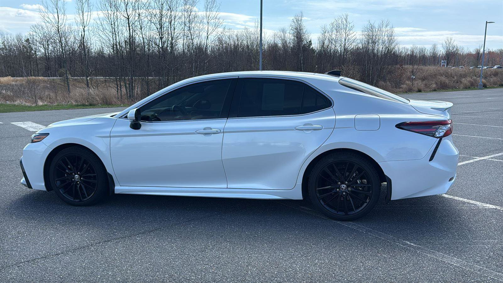 Used 2023 Toyota Camry XSE w/ Navigation Package FWD image 9