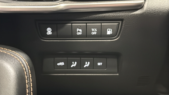 Used 2024 MAZDA CX-90 Plug-In Hybrid w/ Premium Pkg AWD/4WD image 33