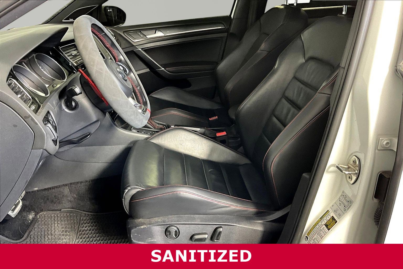 Used 2018 Volkswagen GTI Autobahn FWD image 18