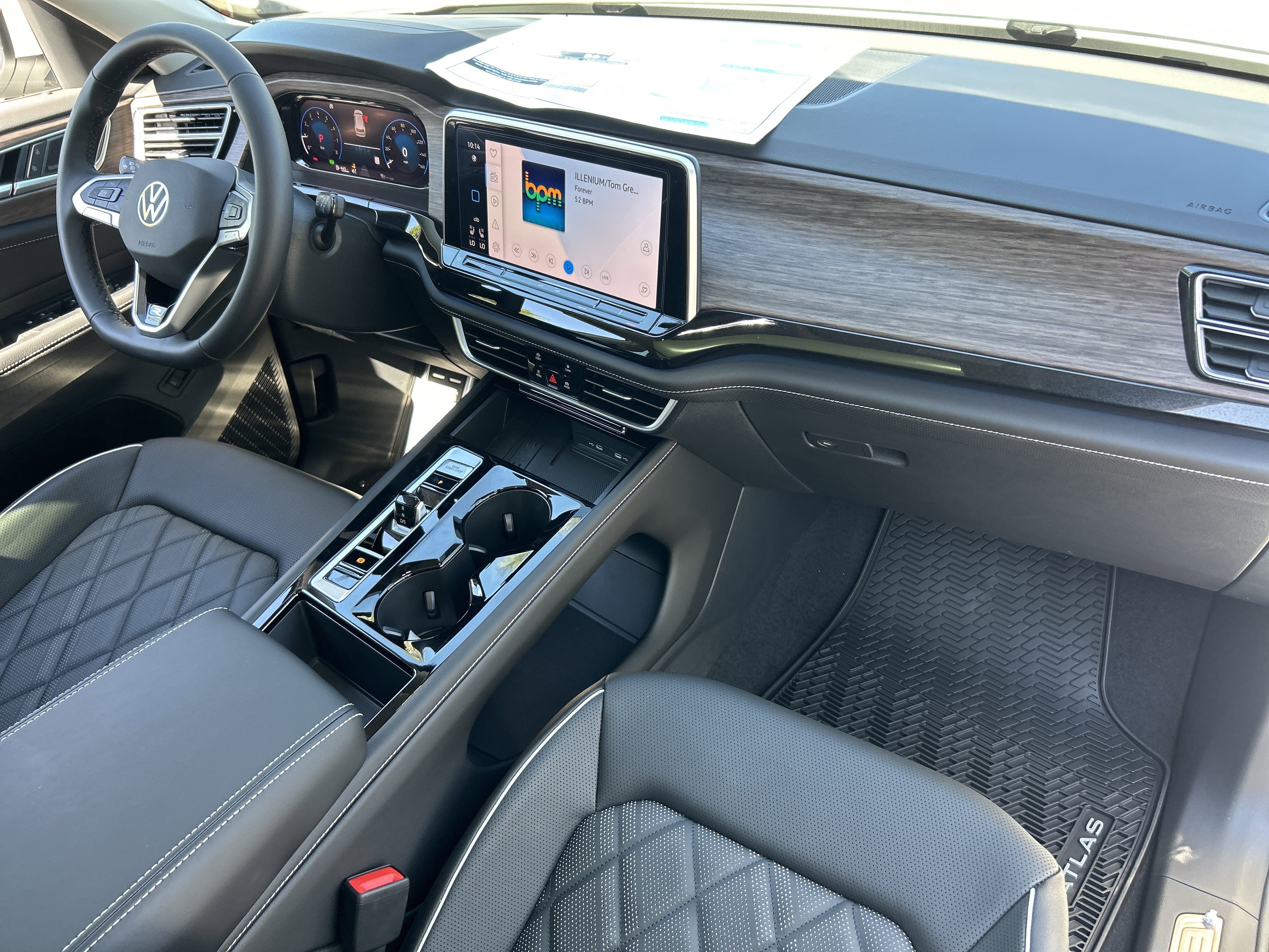 New 2026 Volkswagen Atlas SEL Premium R-Line image 9