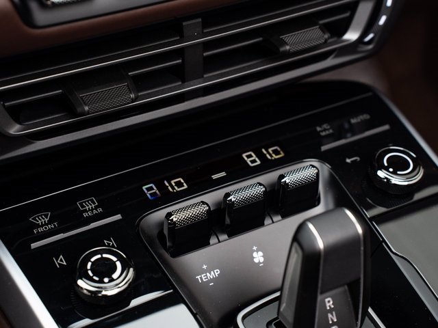 Certified 2024 Porsche 911 Turbo S image 25