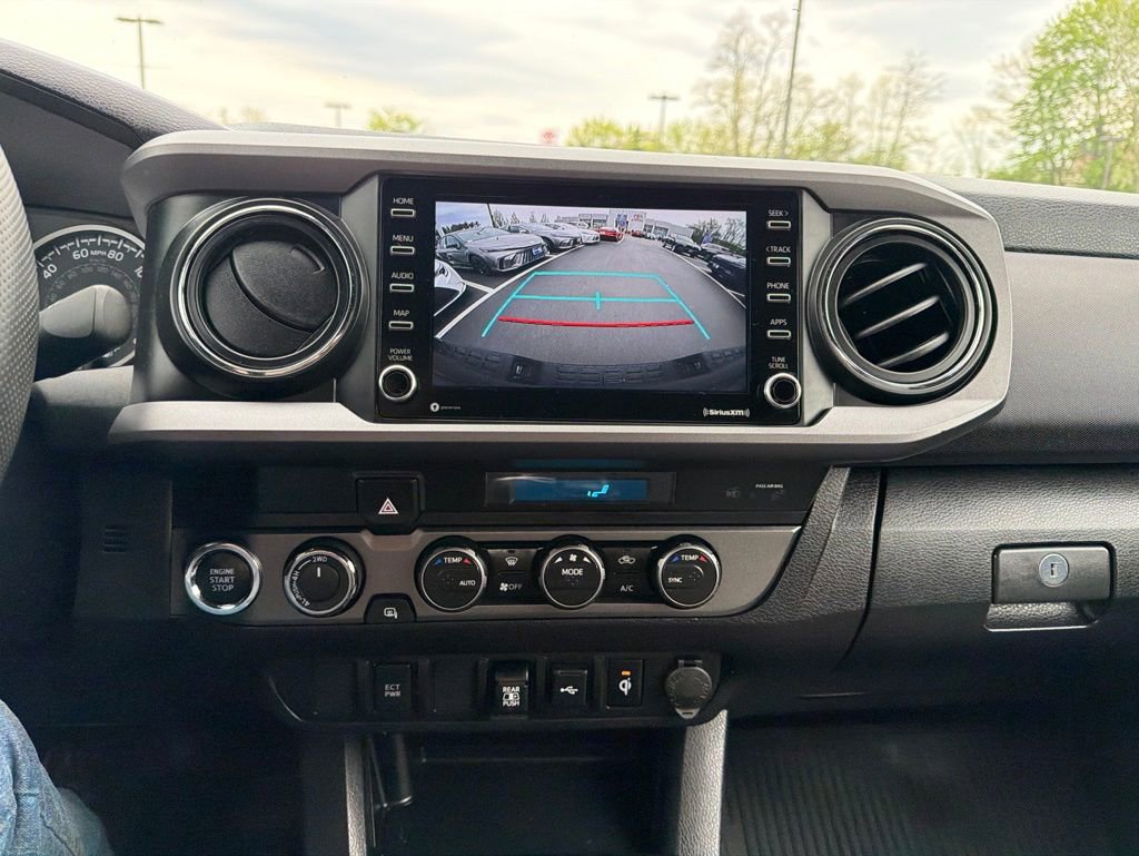 Used 2023 Toyota Tacoma TRD Off-Road AWD/4WD image 31