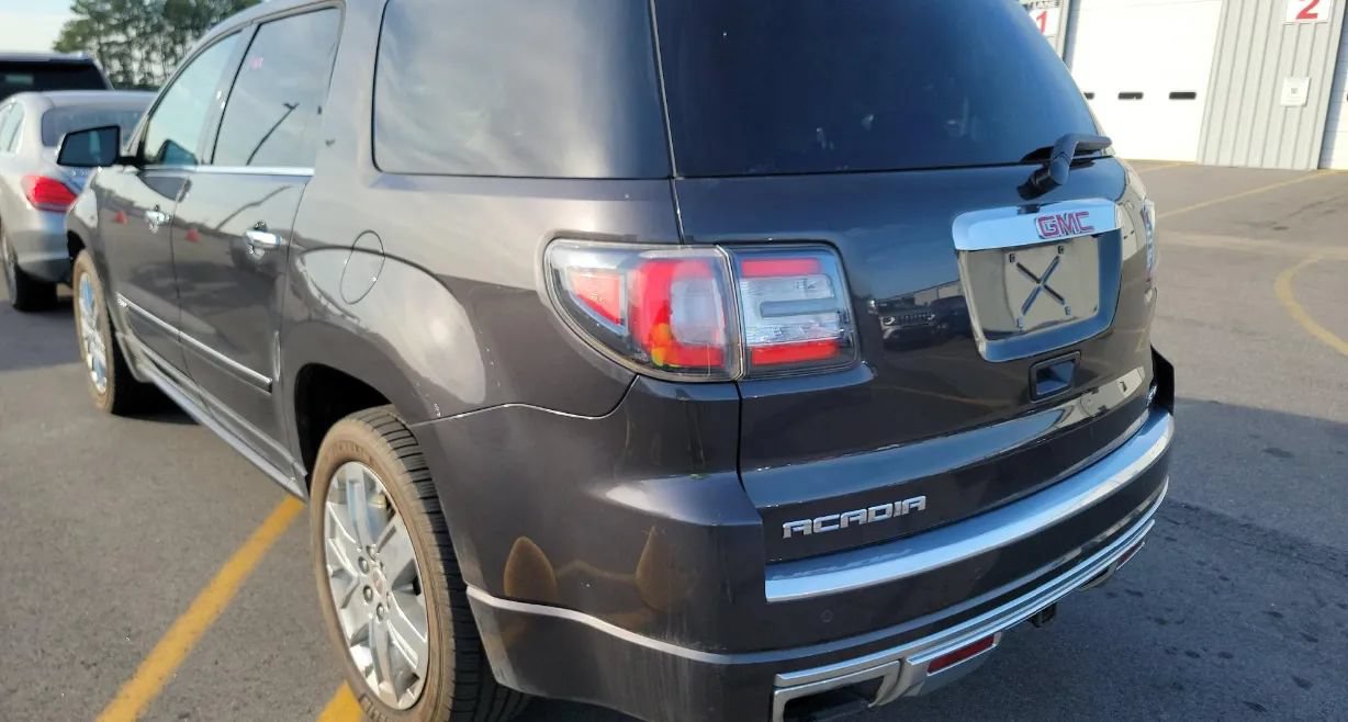Used 2016 GMC Acadia Denali AWD/4WD image 4