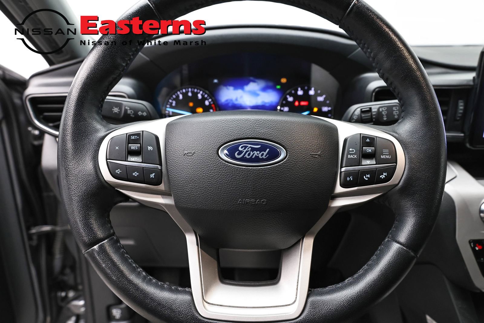 Used 2023 Ford Explorer XLT w/ Equipment Group 202A image 10