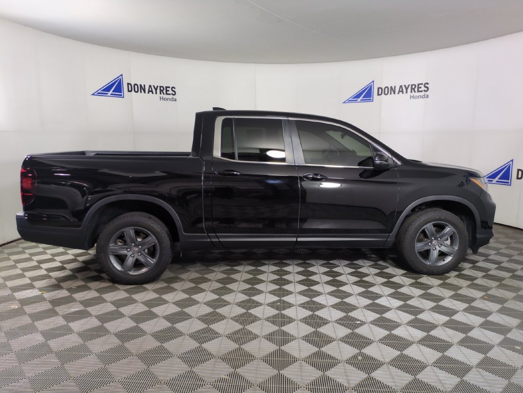 Certified 2023 Honda Ridgeline RTL image 11