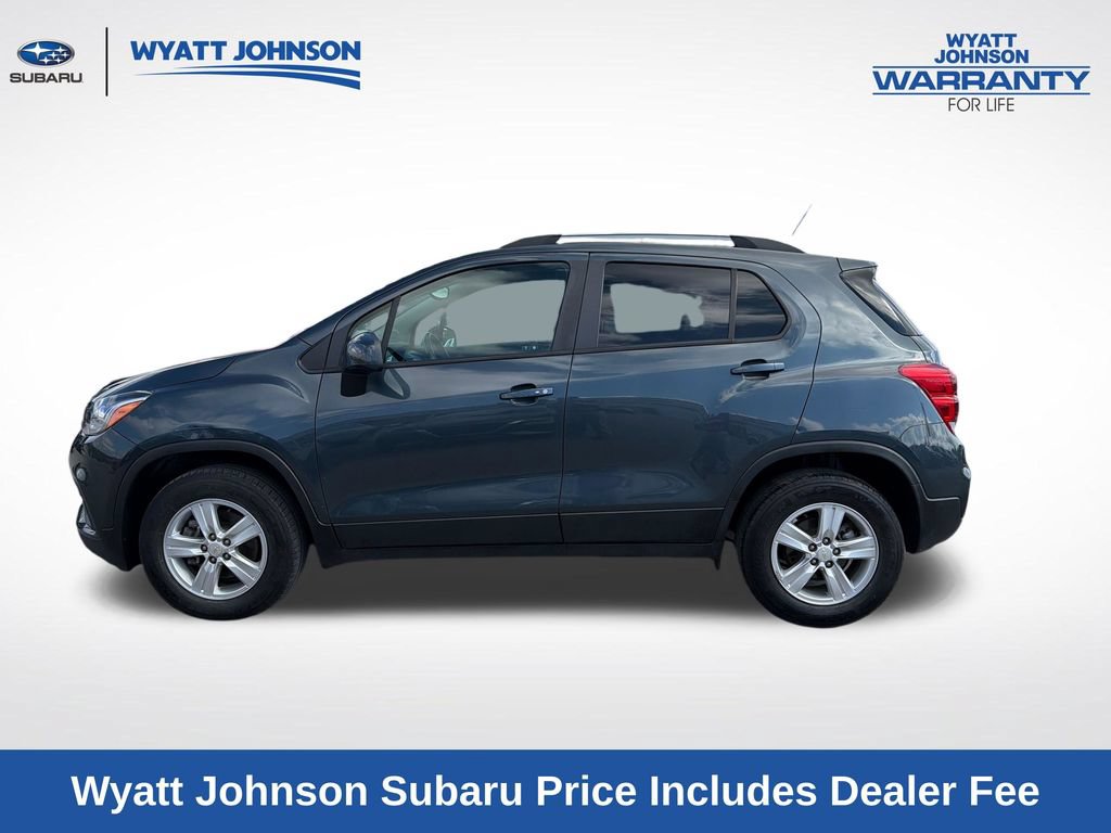 Used 2022 Chevrolet Trax LT w/ Driver Confidence Package AWD/4WD image 4