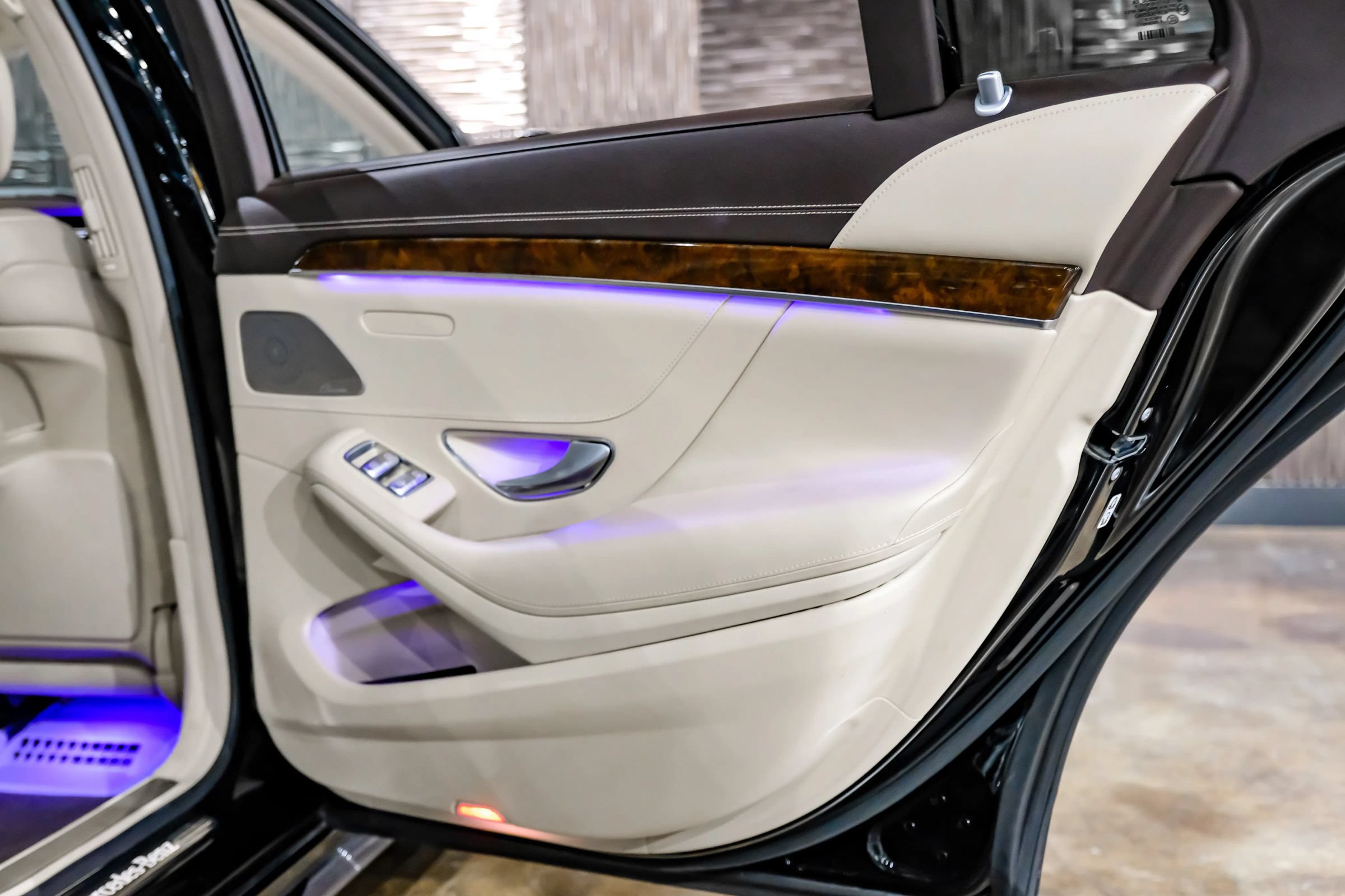 Used 2016 Mercedes-Benz S 550 Sedan image 49