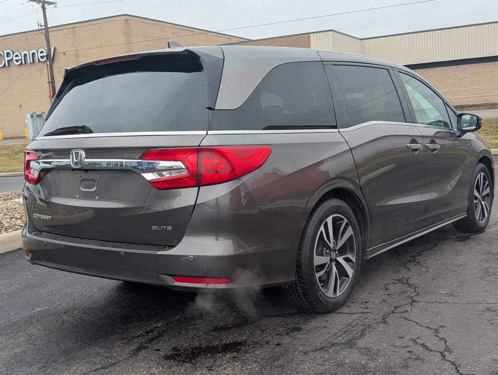 Used 2018 Honda Odyssey Elite image 7