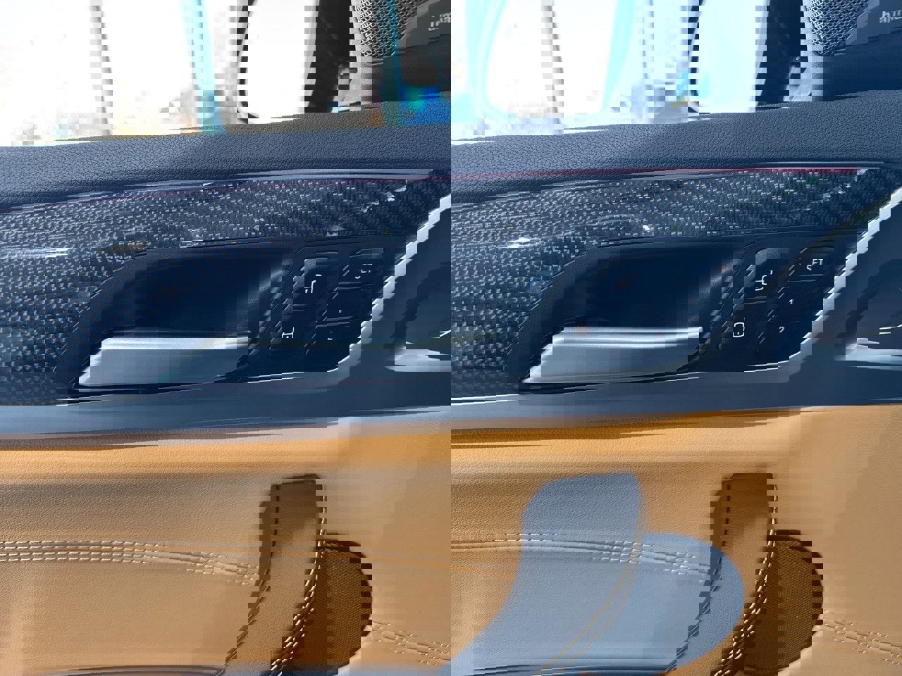 New 2025 BMW X4 M w/ Competition Package image 39