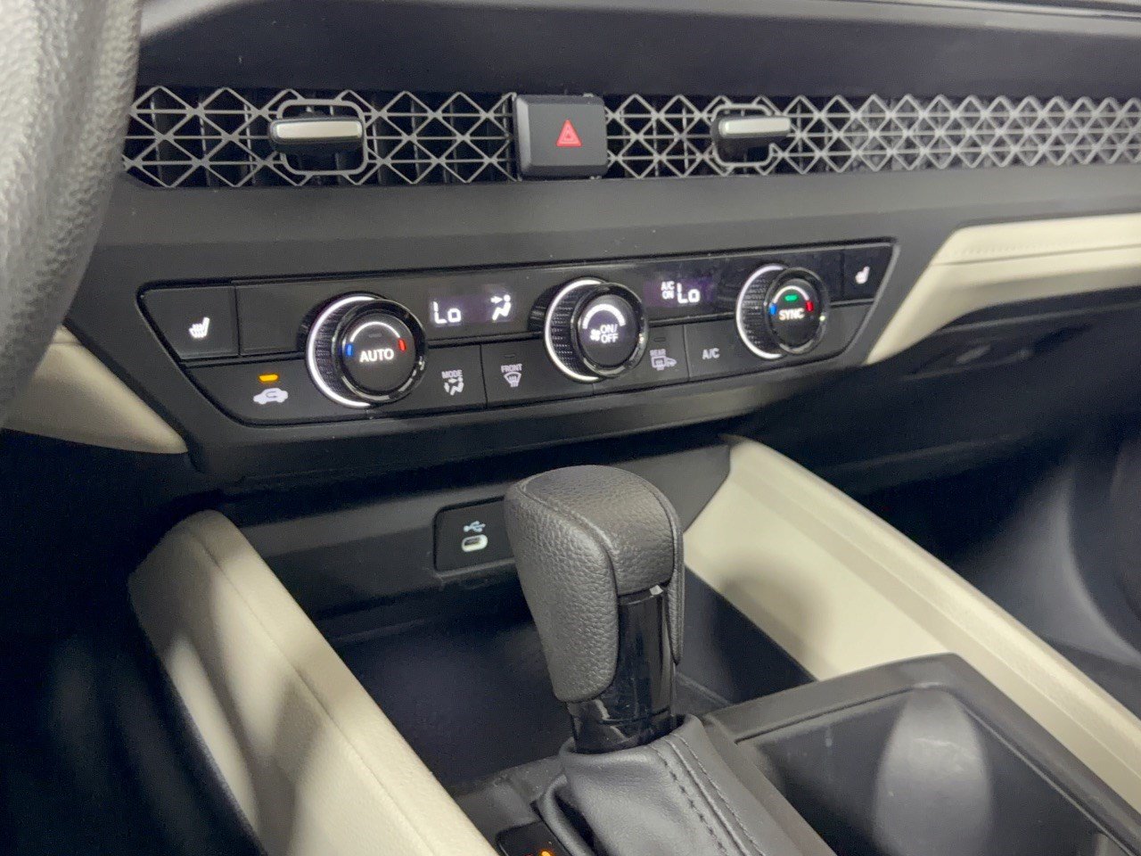 Certified 2024 Honda Accord EX image 22