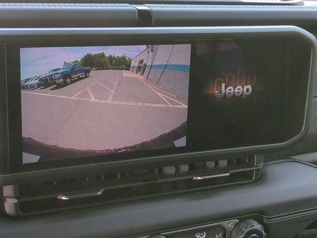Certified 2025 Jeep Wrangler Unlimited Rubicon 4xe w/ Convenience Group AWD/4WD image 14