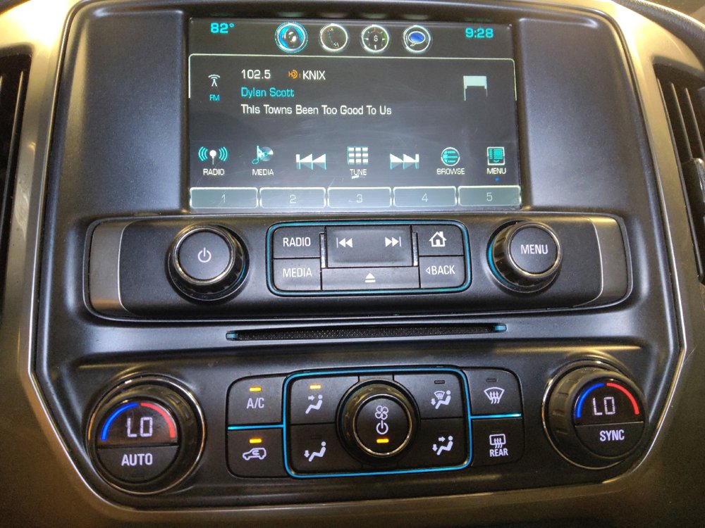 Used 2018 Chevrolet Silverado 1500 LT w/ Texas Edition RWD image 25