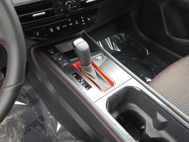New 2027 Nissan Kicks SR w/ SR Premium Package FWD image 26