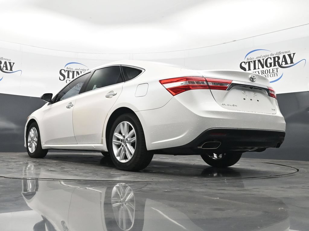 Used 2014 Toyota Avalon XLE FWD image 30