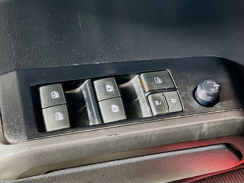 Certified 2023 Toyota Tacoma TRD Off-Road image 17