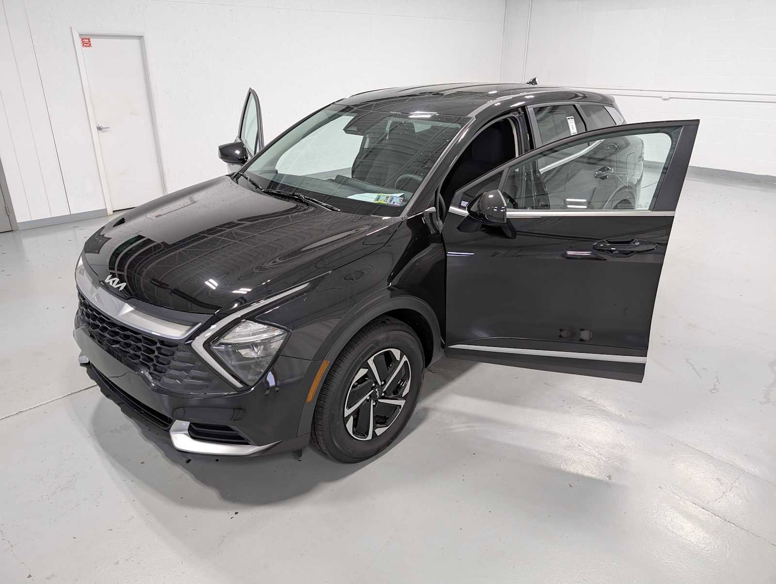 Certified 2023 Kia Sportage LX image 15