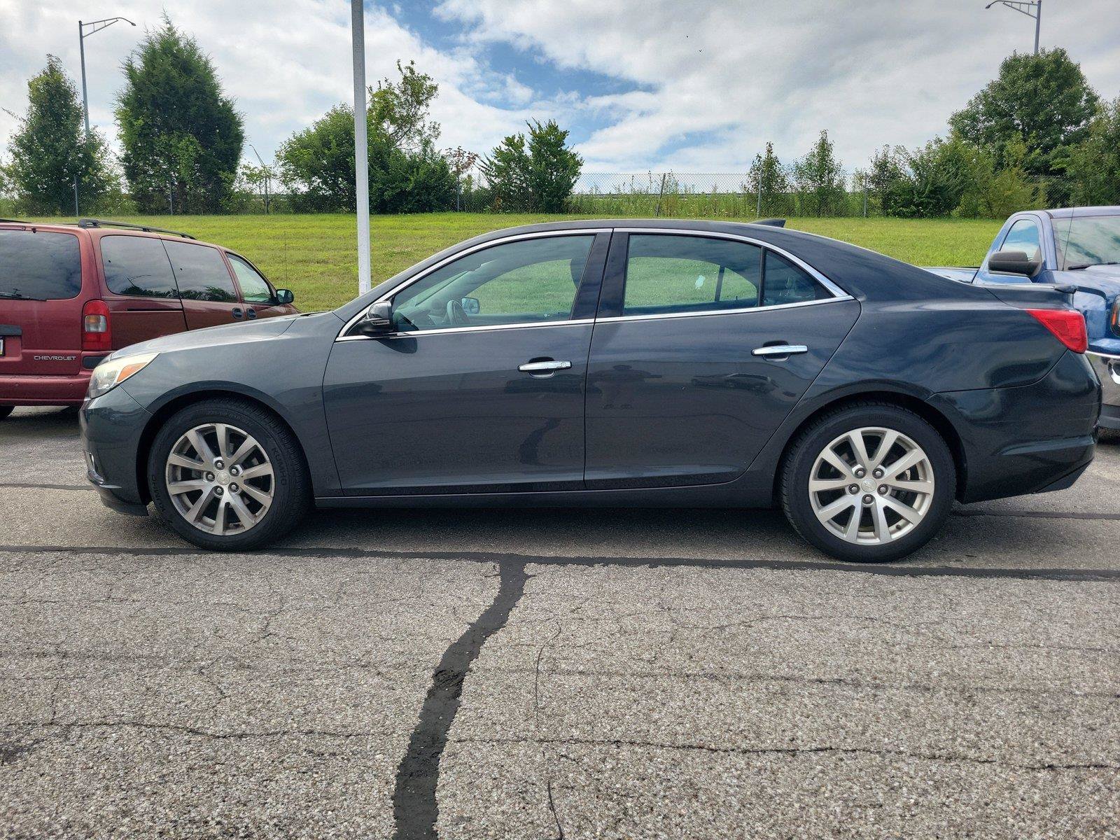 Used 2016 Chevrolet Malibu LTZ FWD image 5