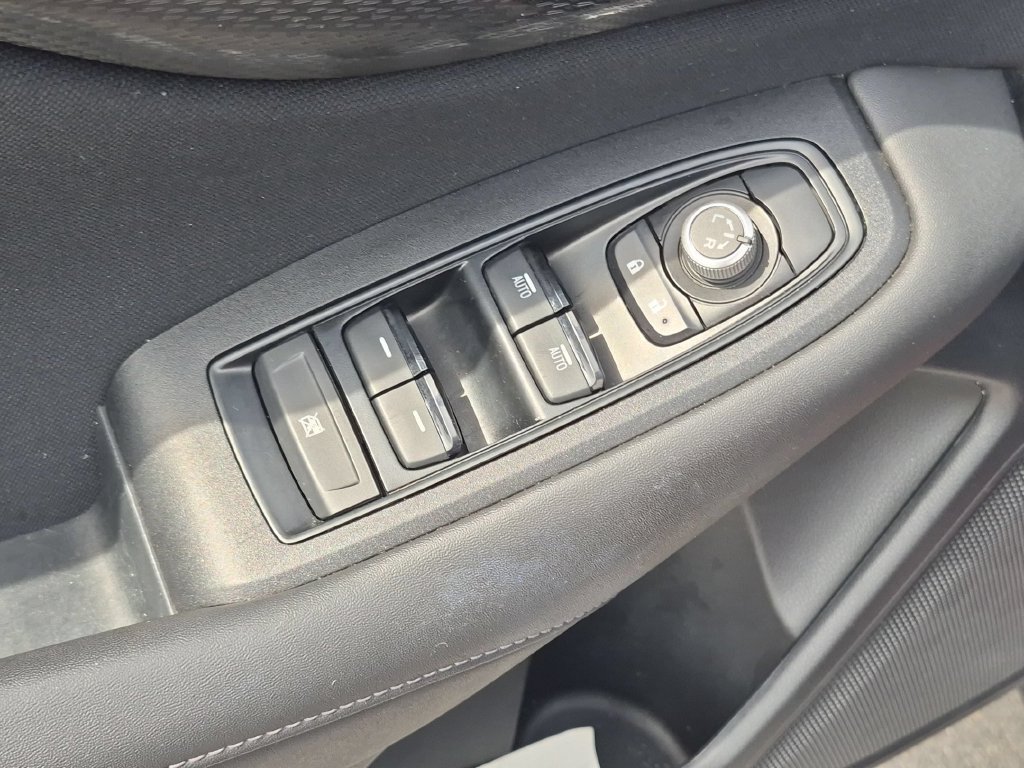 Used 2025 Subaru Outback Premium AWD/4WD image 13