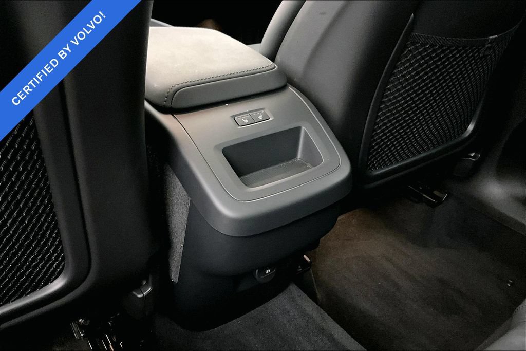 Certified 2026 Volvo XC60 B5 Plus AWD/4WD image 31