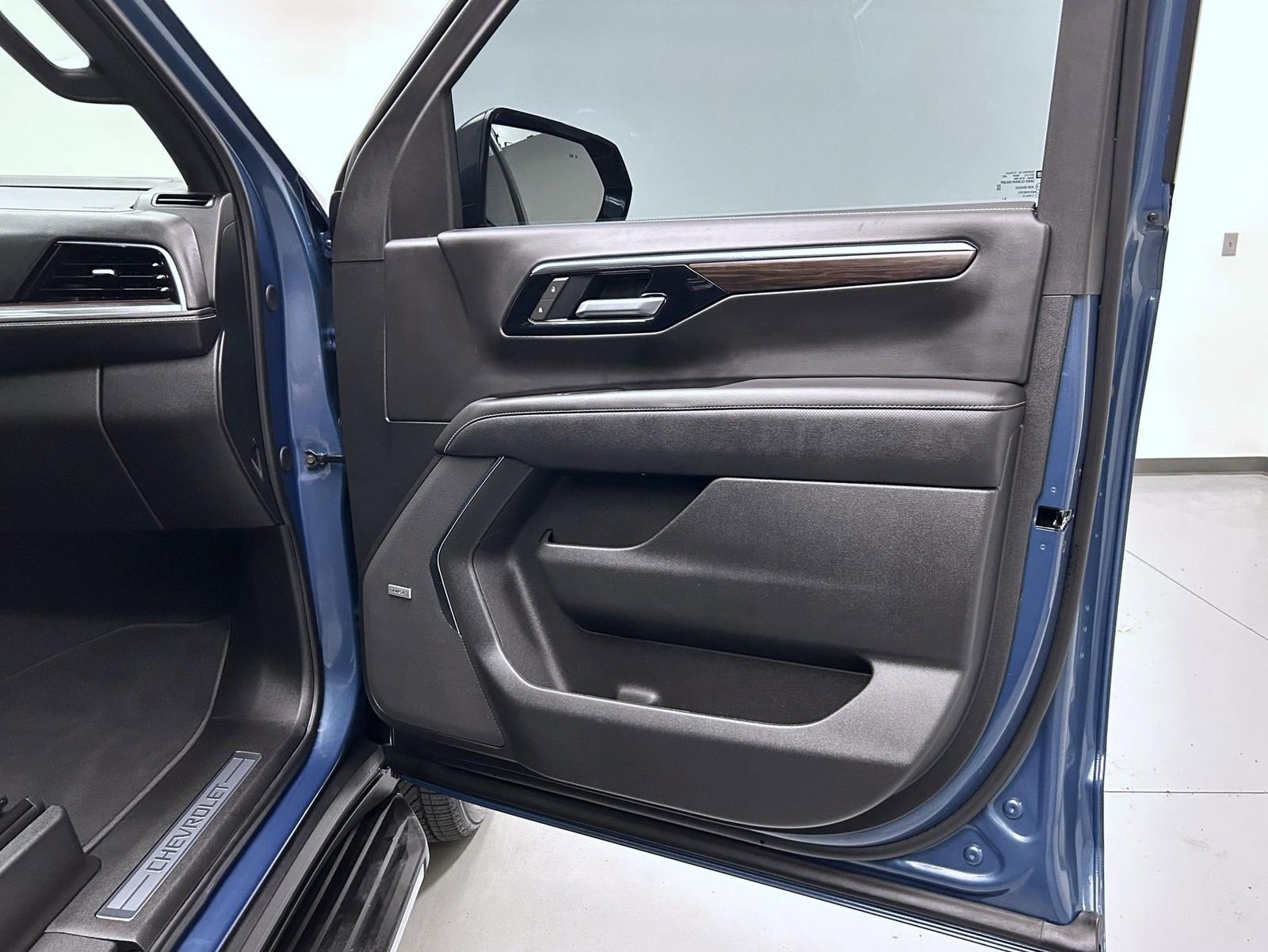 Used 2026 Chevrolet Tahoe Premier image 16