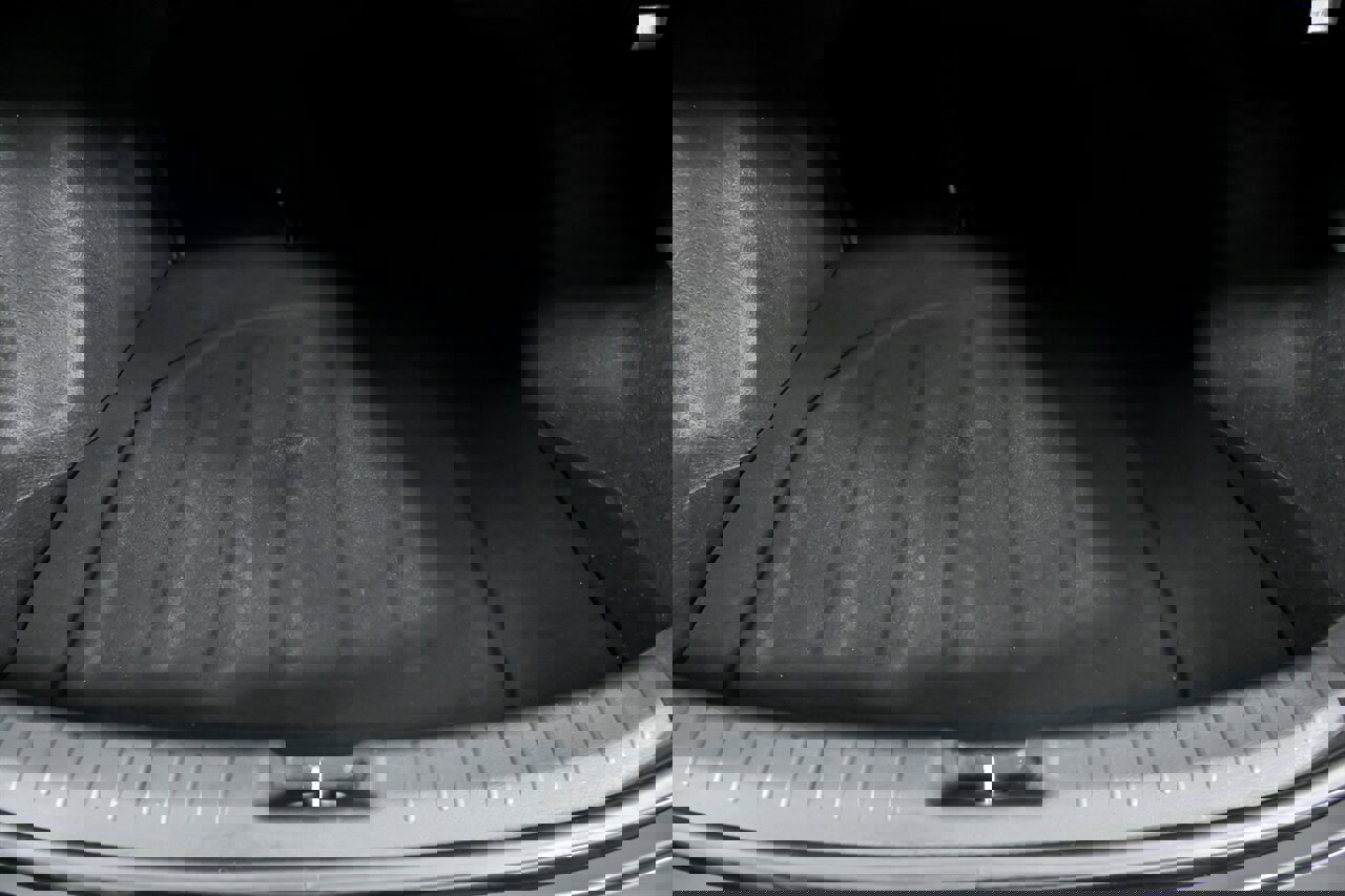 Used 2024 Kia Forte LXS image 16