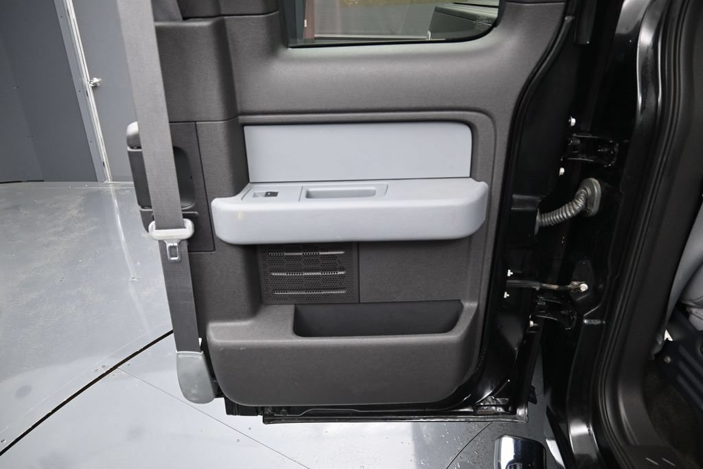 Used 2013 Ford F150 XLT w/ XLT Chrome Pkg AWD/4WD image 30