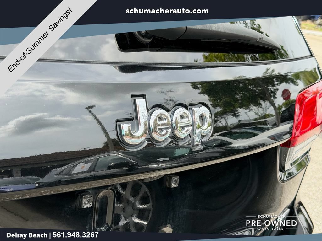 Certified 2020 Jeep Grand Cherokee Overland AWD/4WD image 15