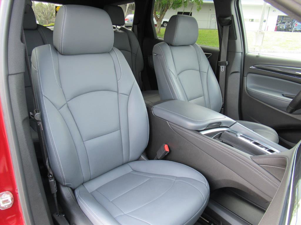 Used 2023 Buick Enclave Essence w/ Experience Buick Package image 9