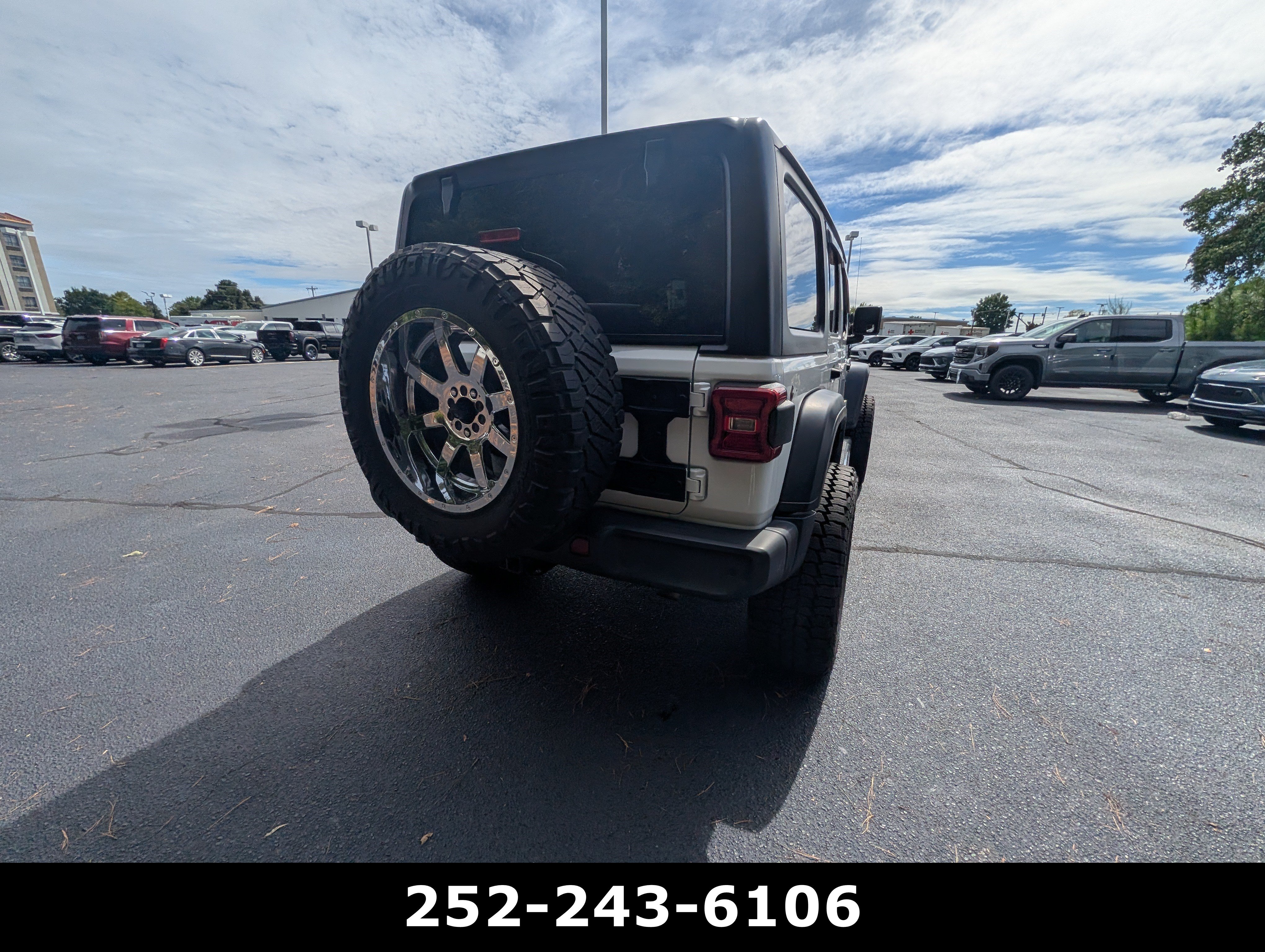 Used 2019 Jeep Wrangler Unlimited Sport S AWD/4WD image 7