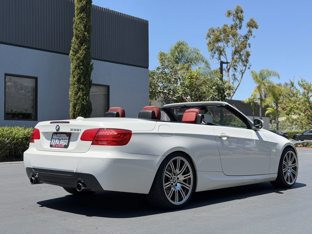 Used 2013 BMW 335i Convertible RWD image 14
